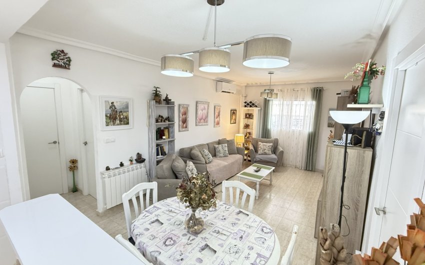 Herverkoop - Apartment -
Orihuela Costa - La Zenia