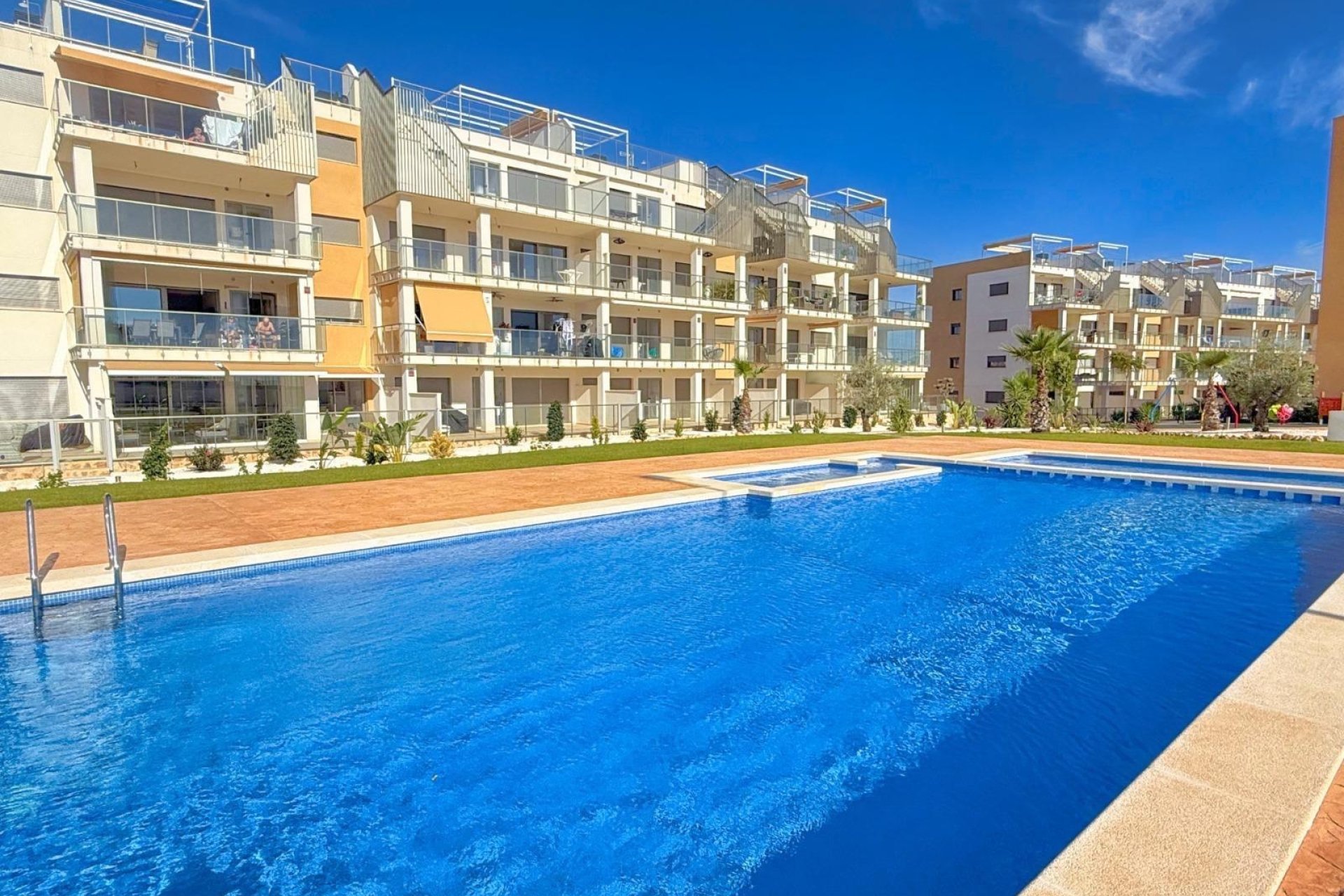 Herverkoop - Apartment -
Orihuela Costa - La Zenia