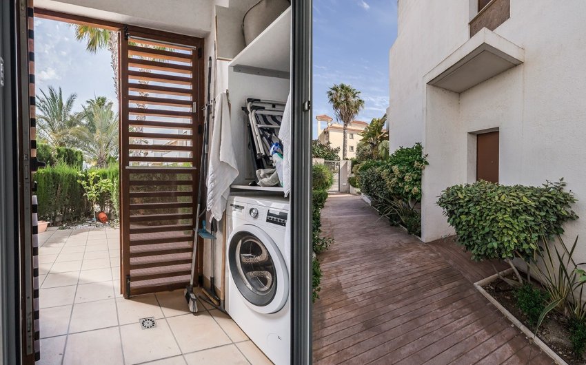 Herverkoop - Apartment -
Orihuela Costa - La Zenia