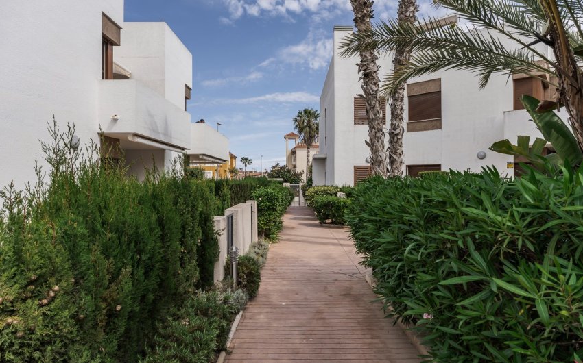 Herverkoop - Apartment -
Orihuela Costa - La Zenia