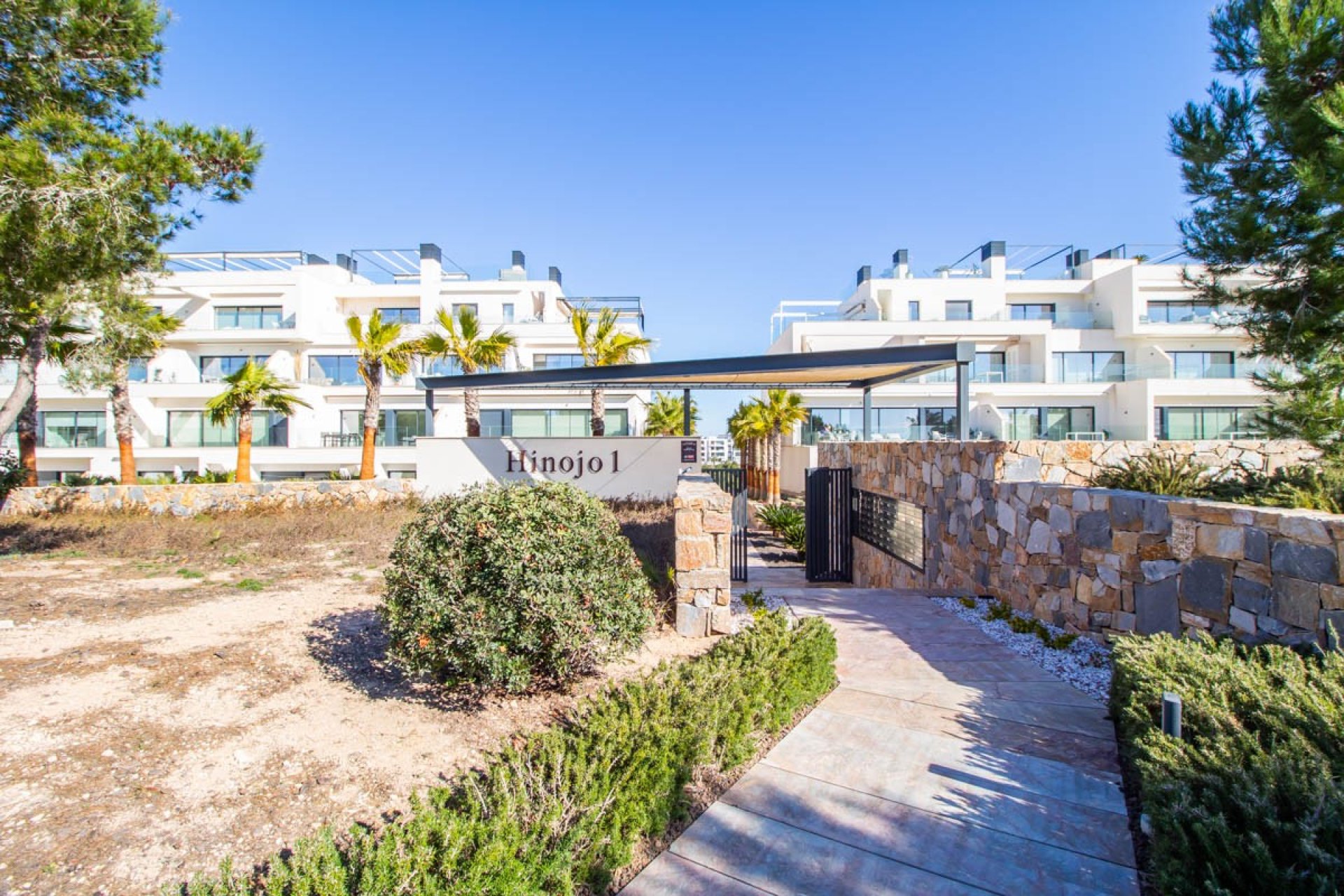 Herverkoop - Apartment -
Orihuela Costa - Las Colinas golf