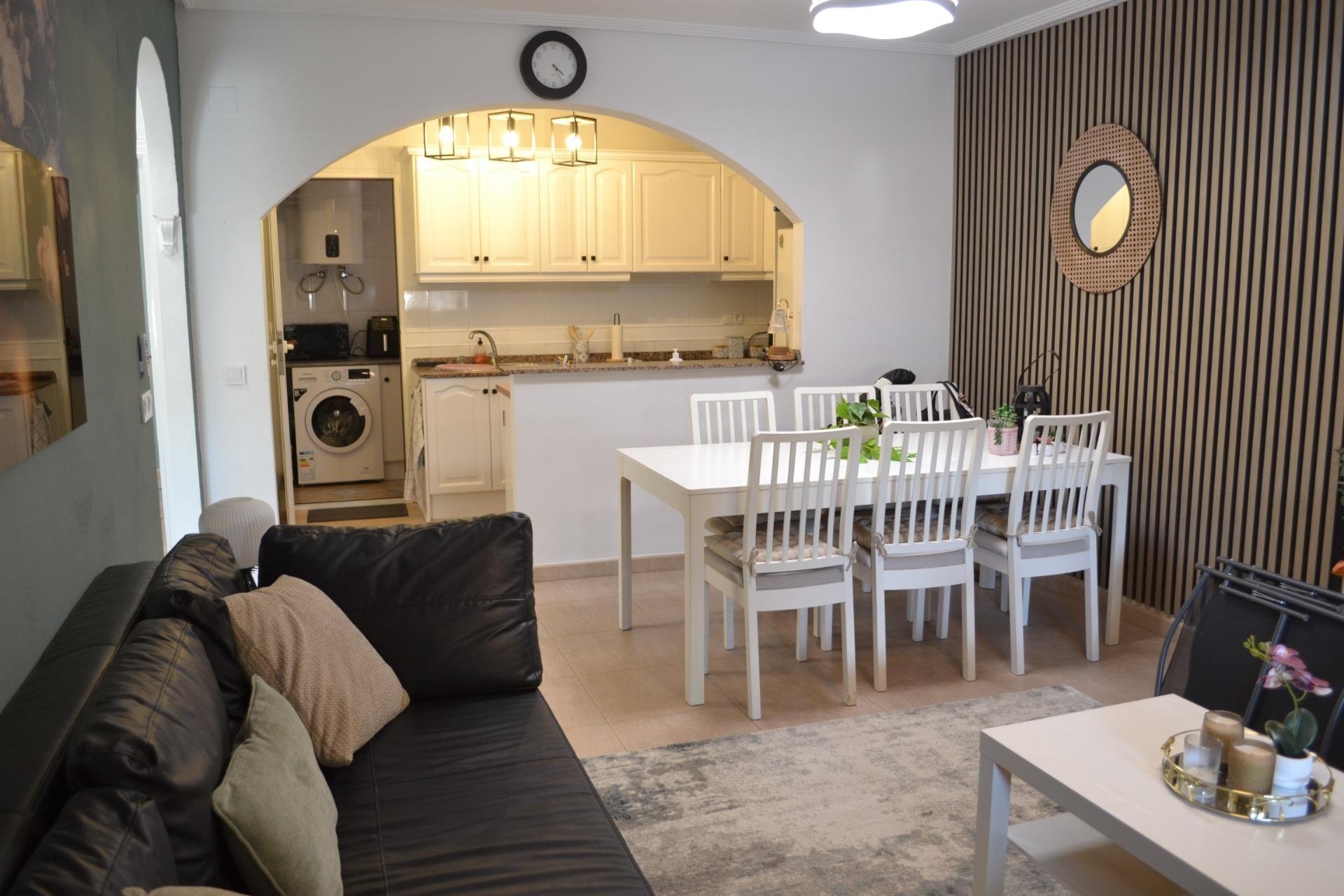 Herverkoop - Apartment -
Orihuela Costa - Las Filipinas