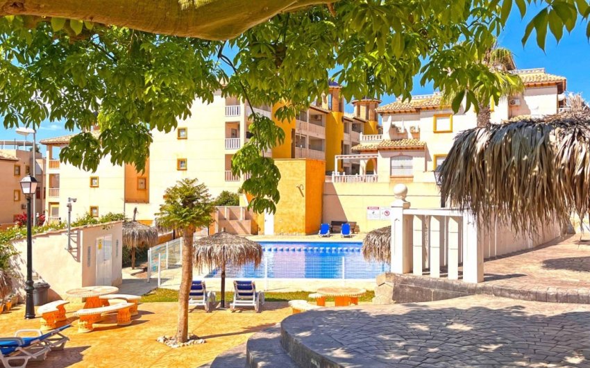 Herverkoop - Apartment -
Orihuela Costa - Lomas de Cabo Roig