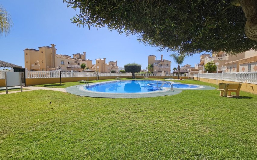 Herverkoop - Apartment -
Orihuela Costa - Lomas de Cabo Roig