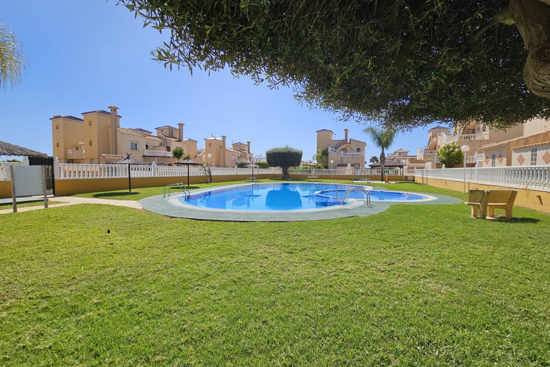 Herverkoop - Apartment -
Orihuela Costa - Lomas de Cabo Roig