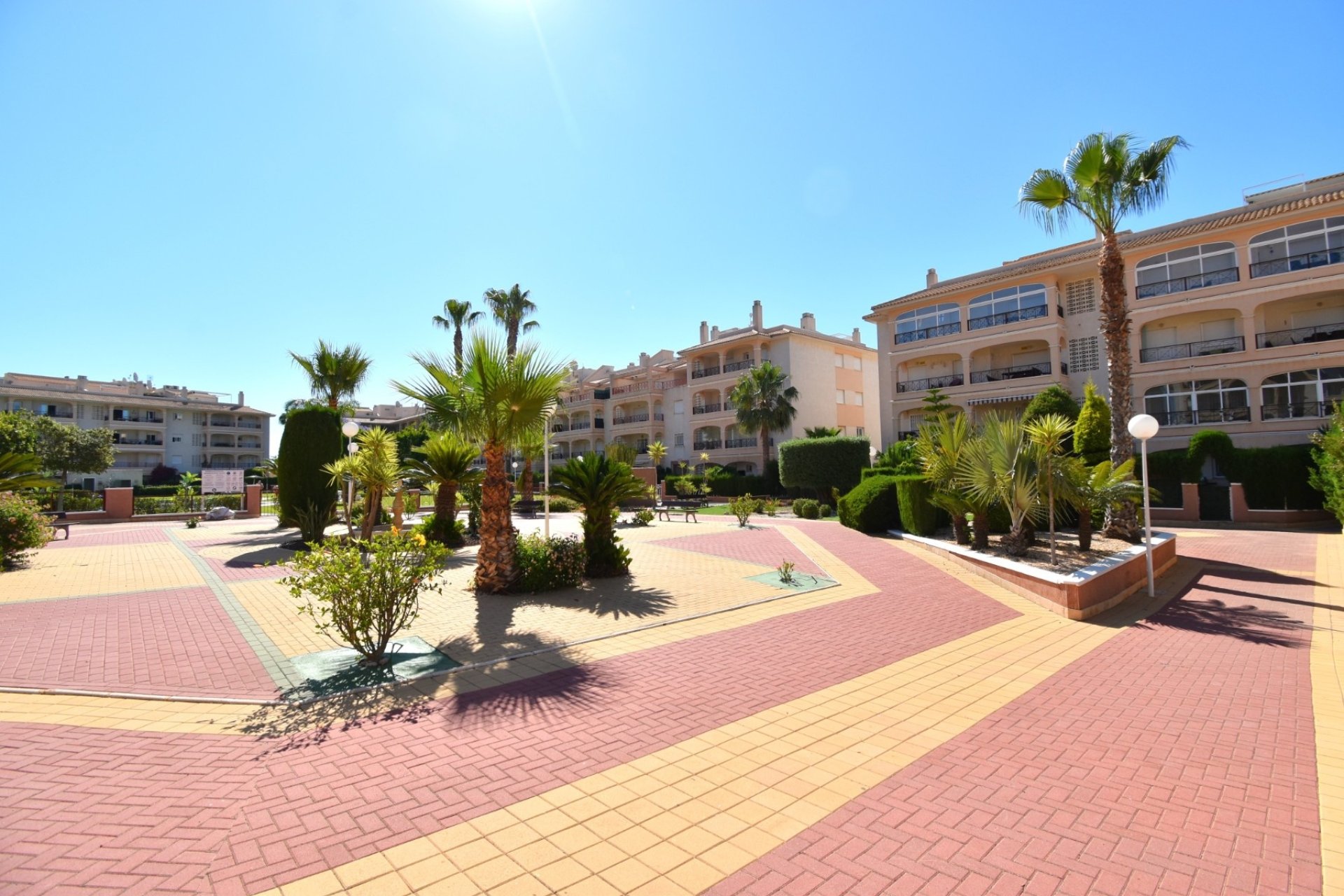 Herverkoop - Apartment -
Orihuela Costa - Playa Flamenca