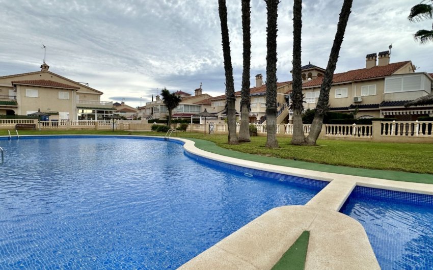 Herverkoop - Apartment -
Orihuela Costa - Playa Flamenca