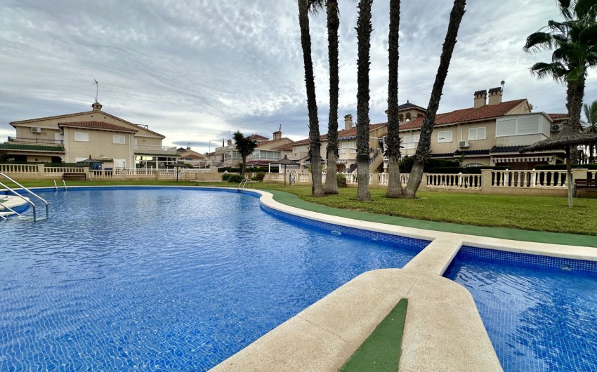 Herverkoop - Apartment -
Orihuela Costa - Playa Flamenca