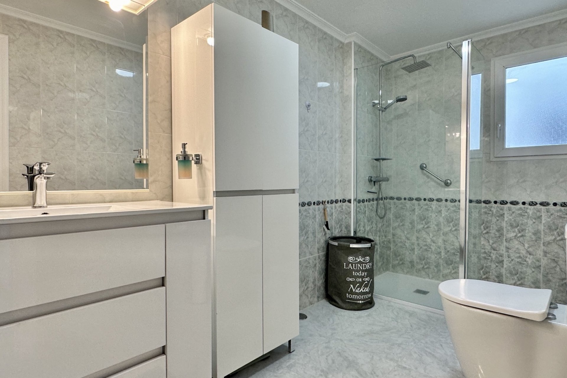 Herverkoop - Apartment -
Orihuela Costa - Playa Flamenca