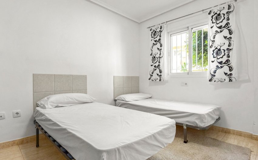 Herverkoop - Apartment -
Orihuela Costa - Playa Flamenca