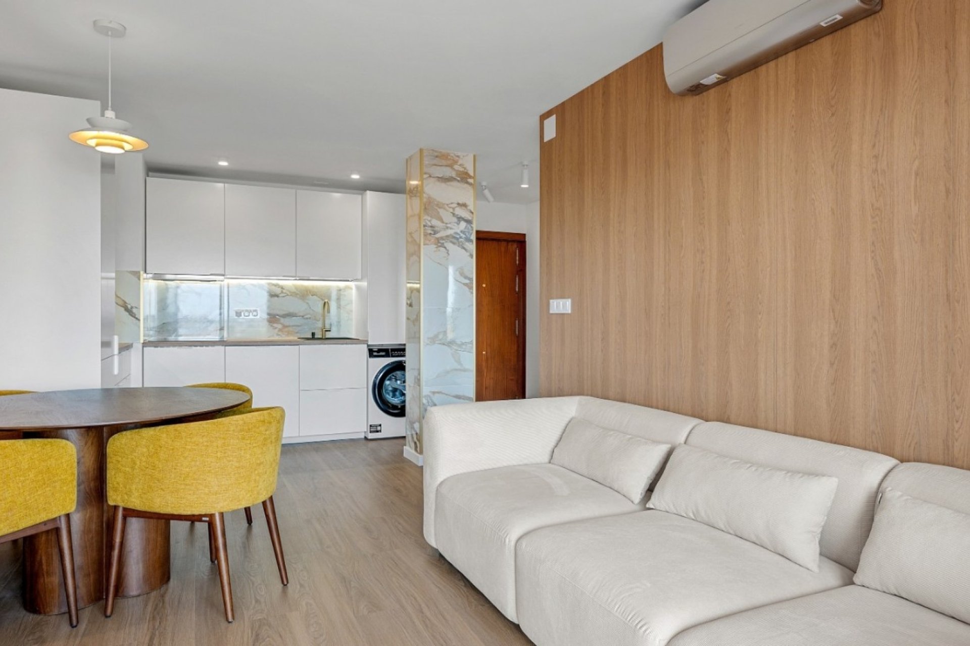 Herverkoop - Apartment -
Orihuela Costa - Punta Prima