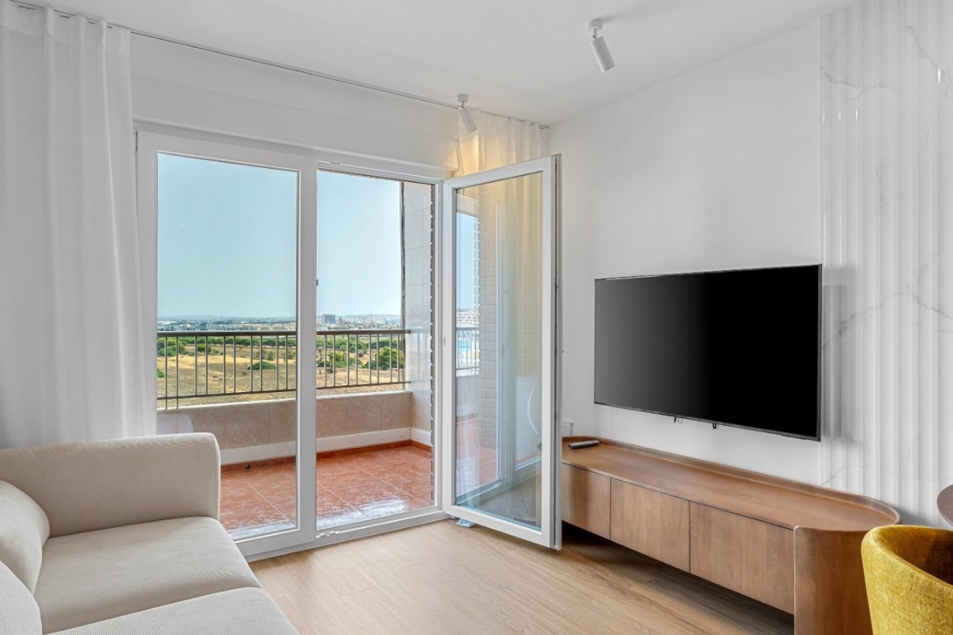 Herverkoop - Apartment -
Orihuela Costa - Punta Prima