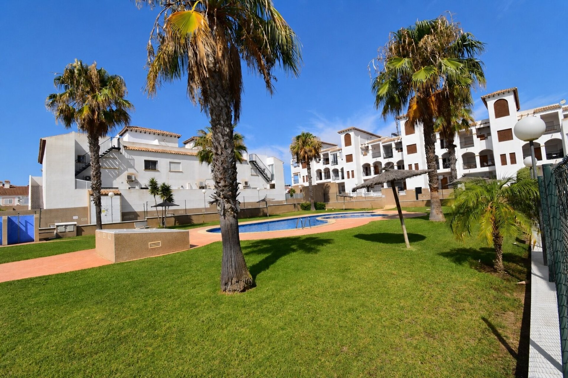 Herverkoop - Apartment -
Orihuela Costa - Punta Prima