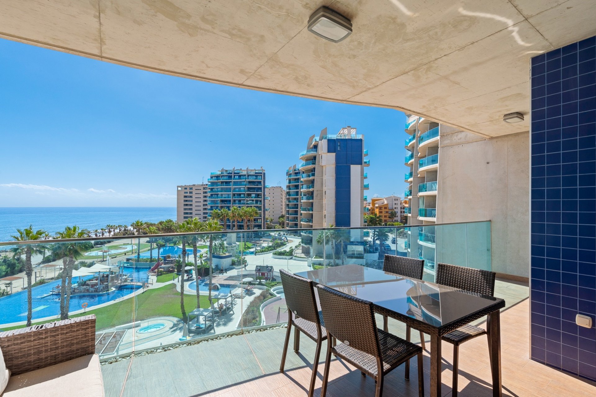 Herverkoop - Apartment -
Orihuela Costa - Punta Prima