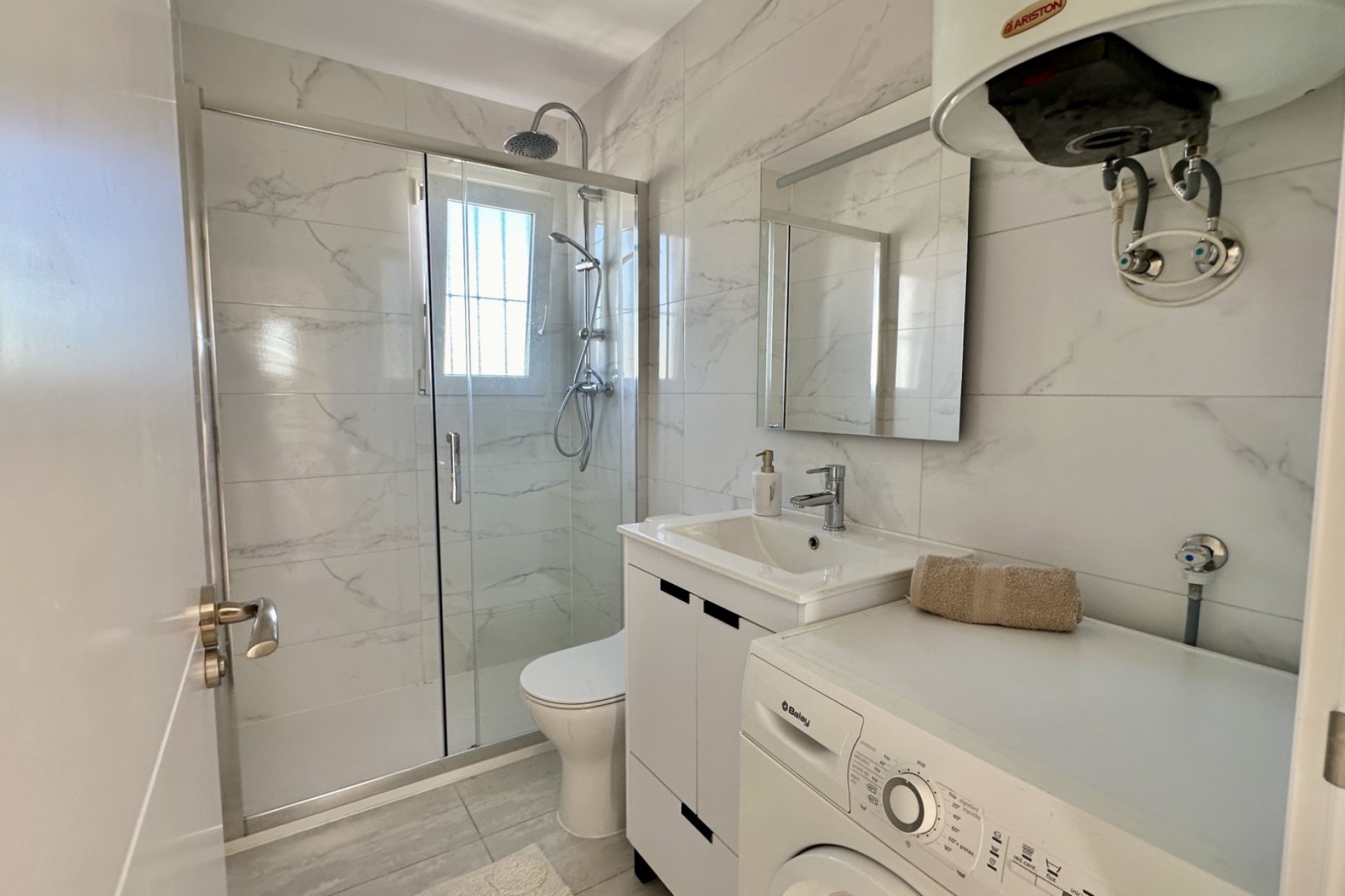 Herverkoop - Apartment -
Orihuela Costa - Punta Prima