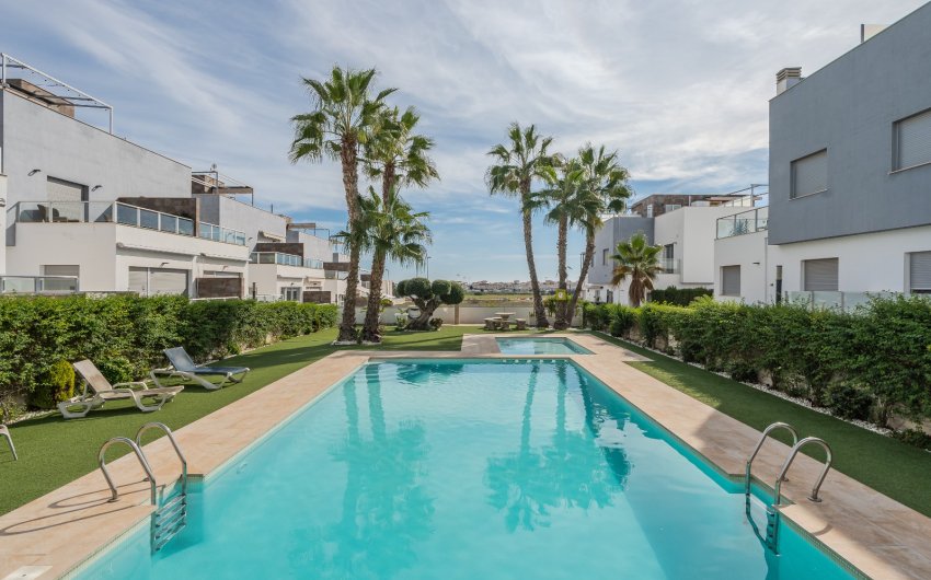 Herverkoop - Apartment -
Orihuela Costa - Punta Prima