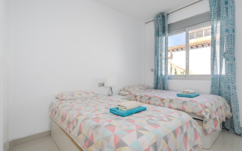 Herverkoop - Apartment -
Orihuela Costa - Punta Prima