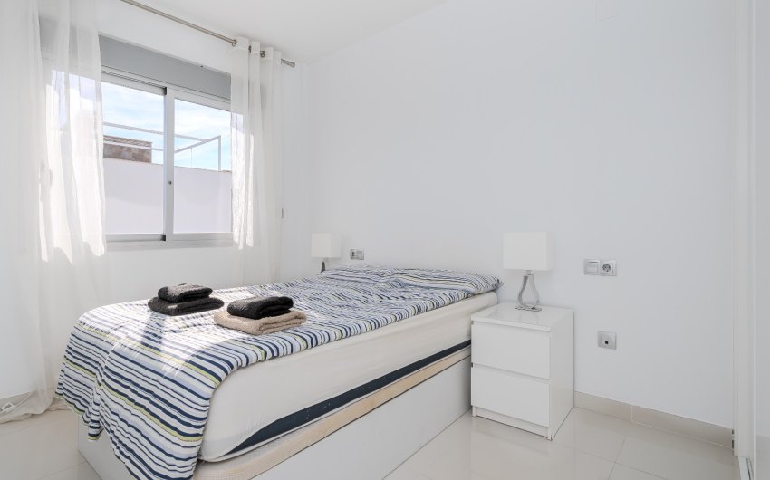 Herverkoop - Apartment -
Orihuela Costa - Punta Prima