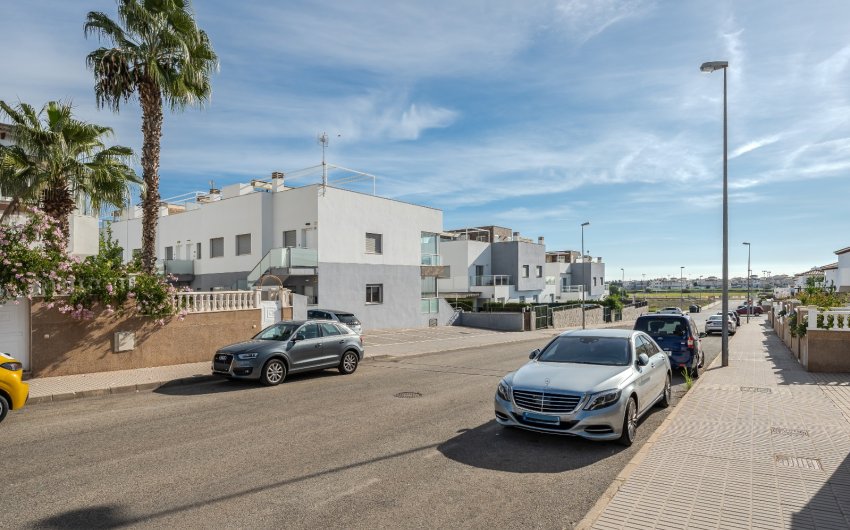 Herverkoop - Apartment -
Orihuela Costa - Punta Prima
