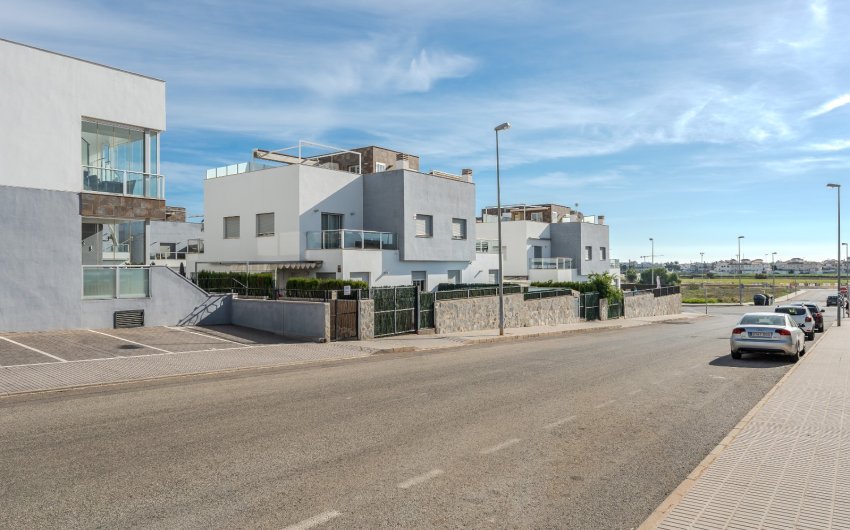 Herverkoop - Apartment -
Orihuela Costa - Punta Prima
