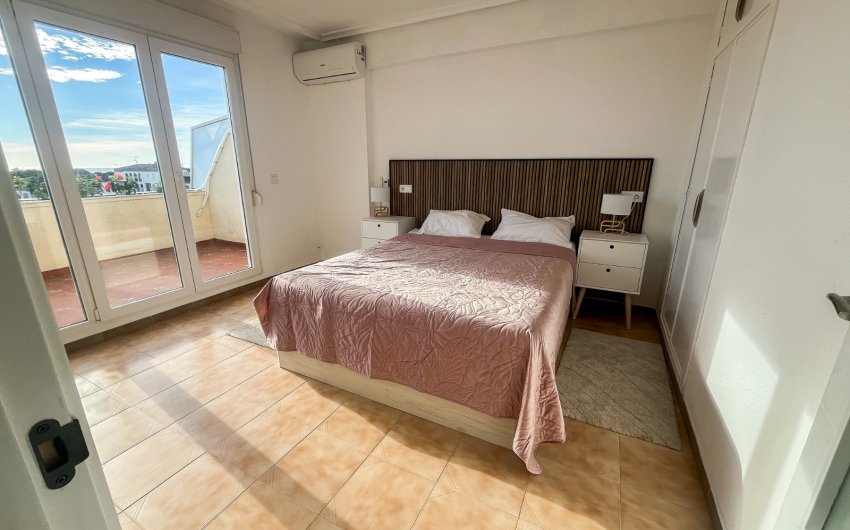 Herverkoop - Apartment -
Orihuela Costa - Punta Prima