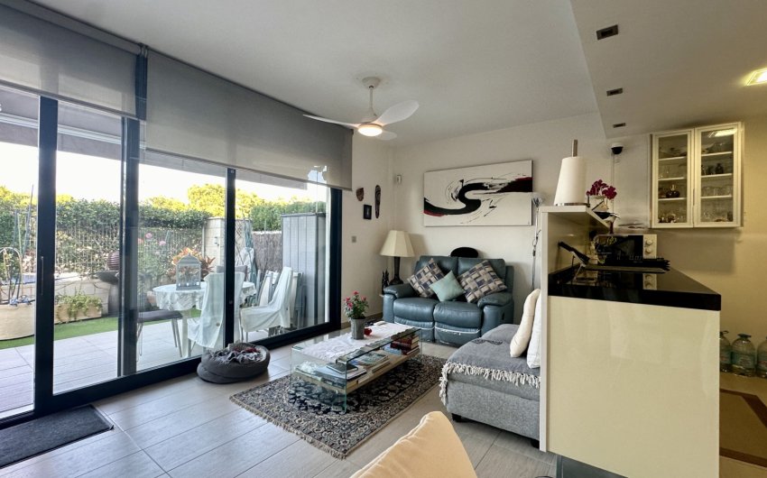 Herverkoop - Apartment -
Orihuela Costa - Punta Prima