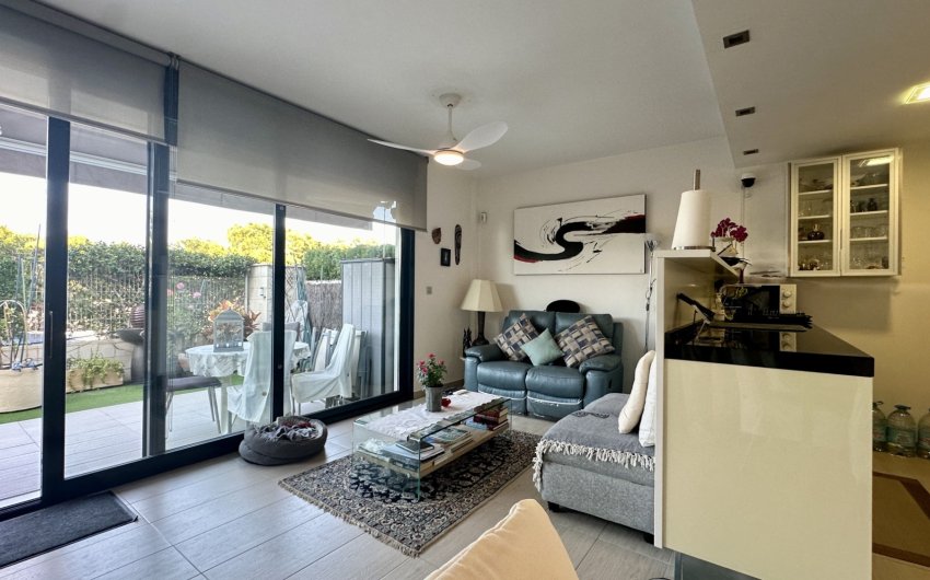 Herverkoop - Apartment -
Orihuela Costa - Punta Prima