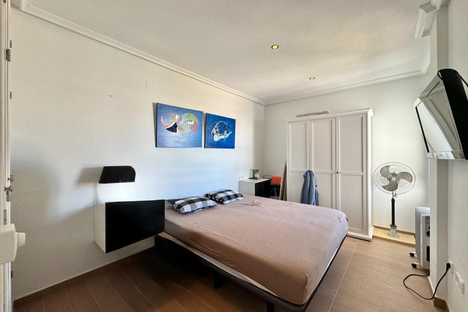 Herverkoop - Apartment -
Orihuela Costa - Villamartín-las Filipinas