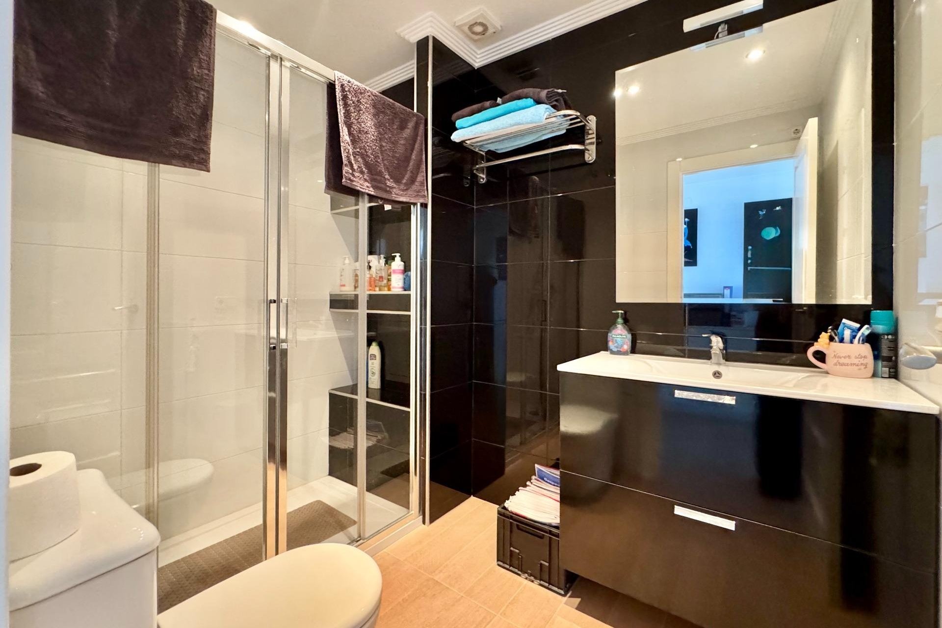 Herverkoop - Apartment -
Orihuela Costa - Villamartín-las Filipinas