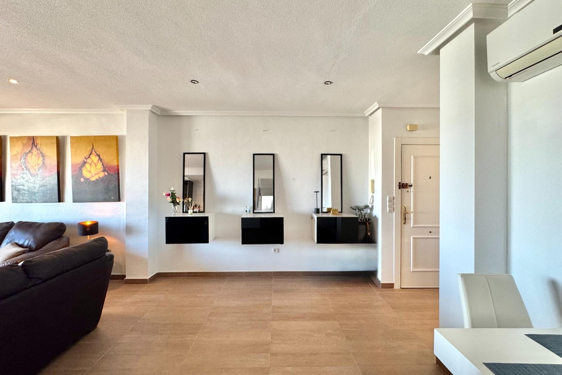 Herverkoop - Apartment -
Orihuela Costa - Villamartín-las Filipinas