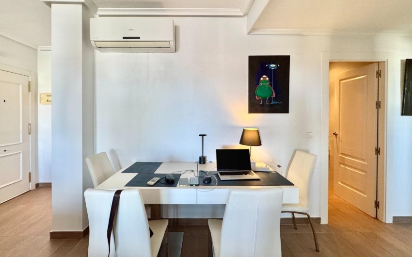 Herverkoop - Apartment -
Orihuela Costa - Villamartín-las Filipinas