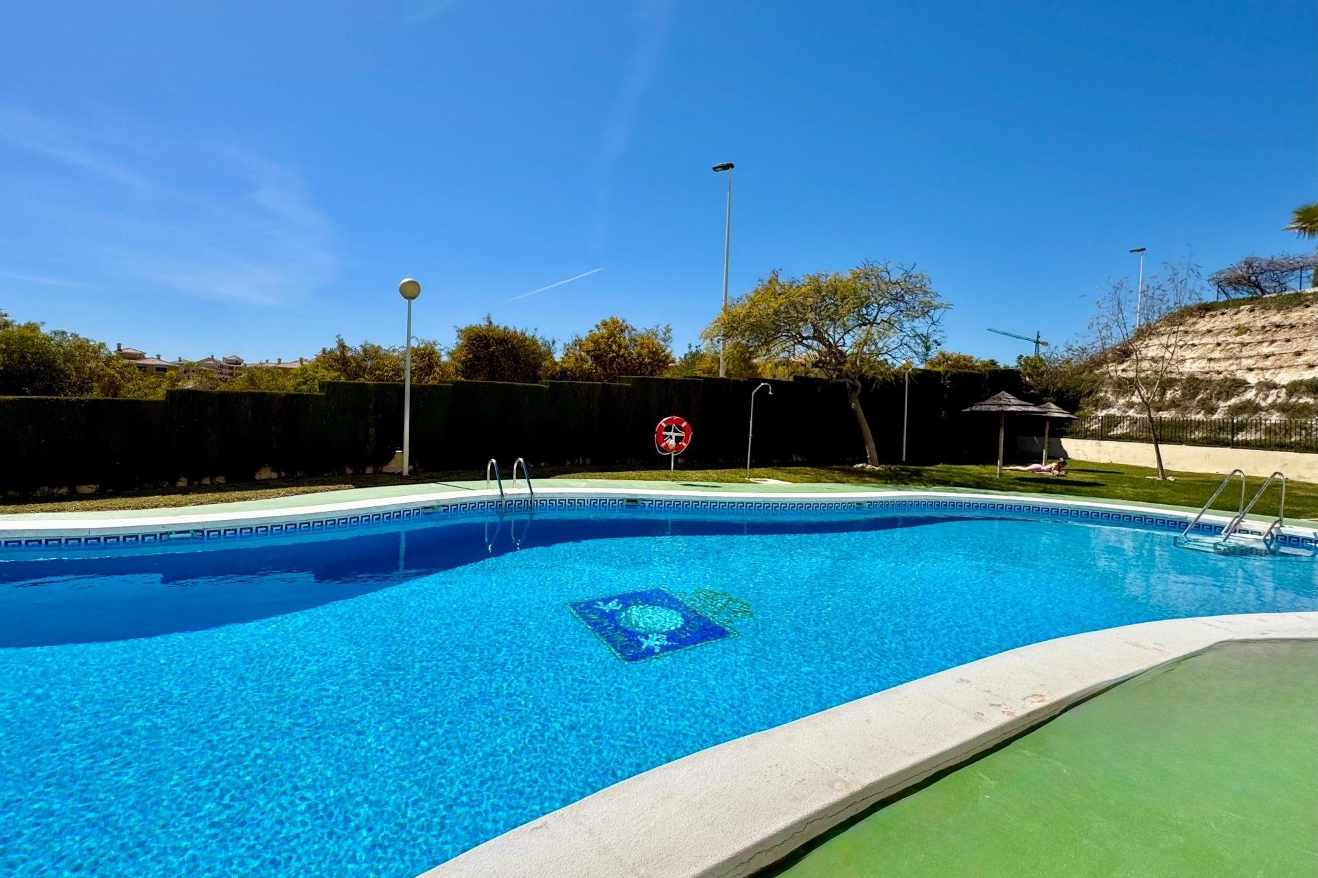 Herverkoop - Apartment -
Orihuela Costa - Villamartín-las Filipinas