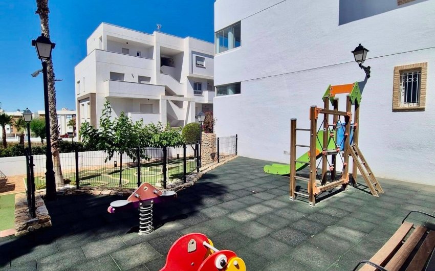 Herverkoop - Apartment -
Orihuela Costa - Villamartín
