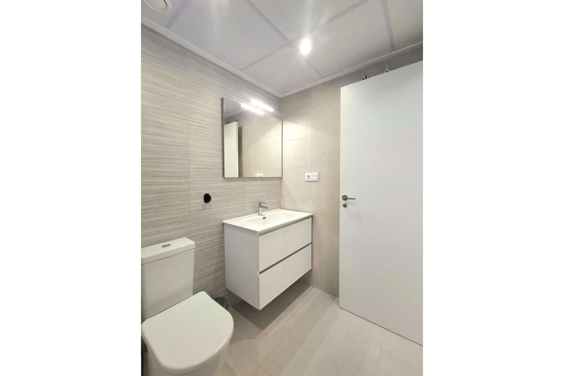 Herverkoop - Apartment -
Orihuela Costa - Villamartín