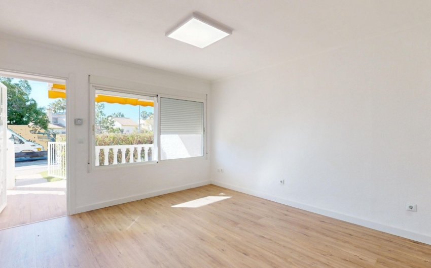 Herverkoop - Apartment -
Orihuela Costa - Villamartín