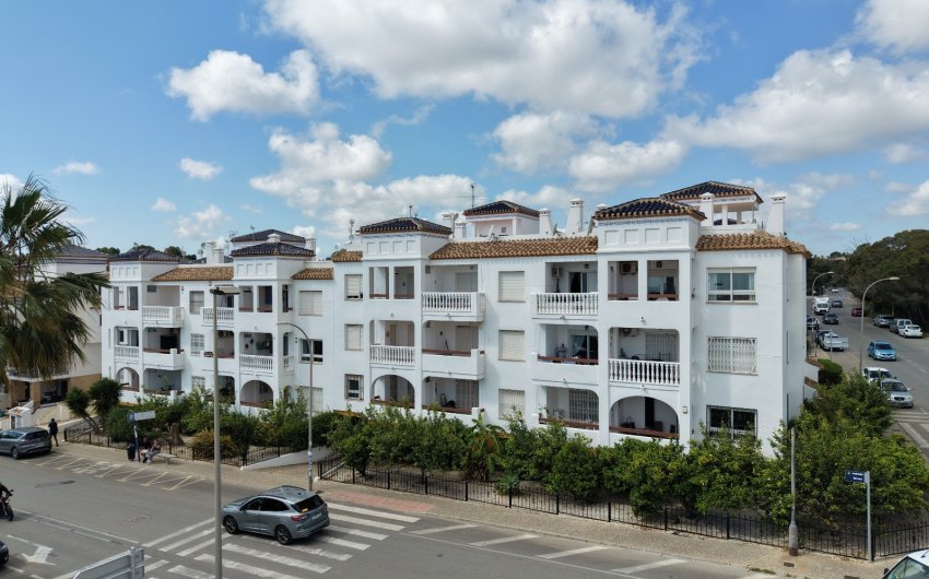 Herverkoop - Apartment -
Orihuela Costa - Villamartín