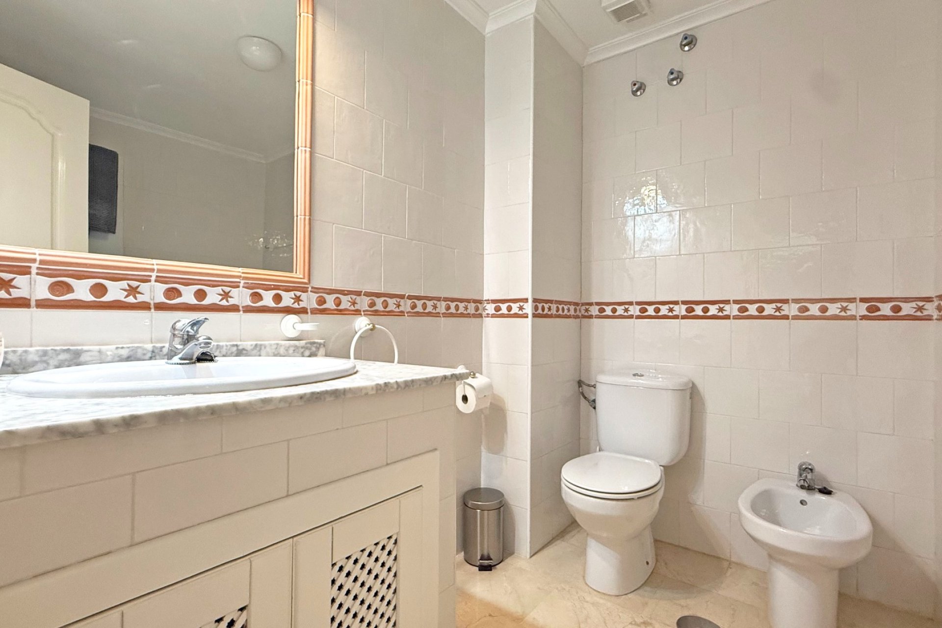 Herverkoop - Apartment -
Orihuela Costa - Villamartín