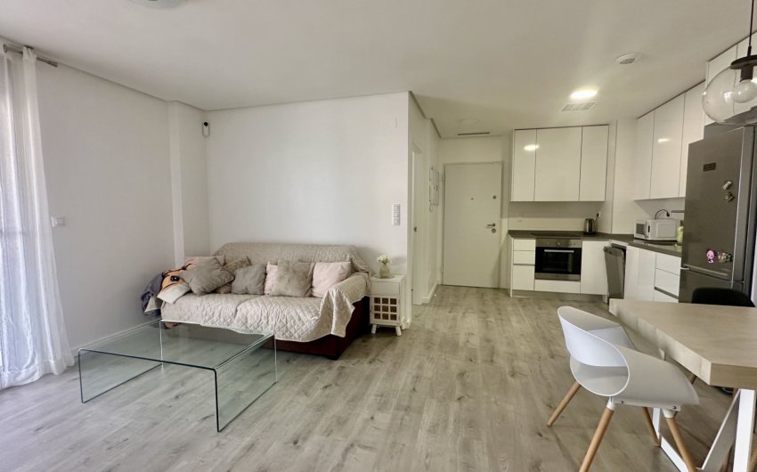 Herverkoop - Apartment -
Orihuela Costa - Villamartín