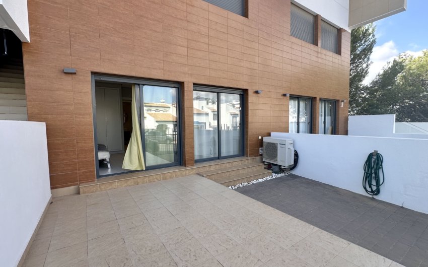 Herverkoop - Apartment -
Orihuela Costa - Villamartín