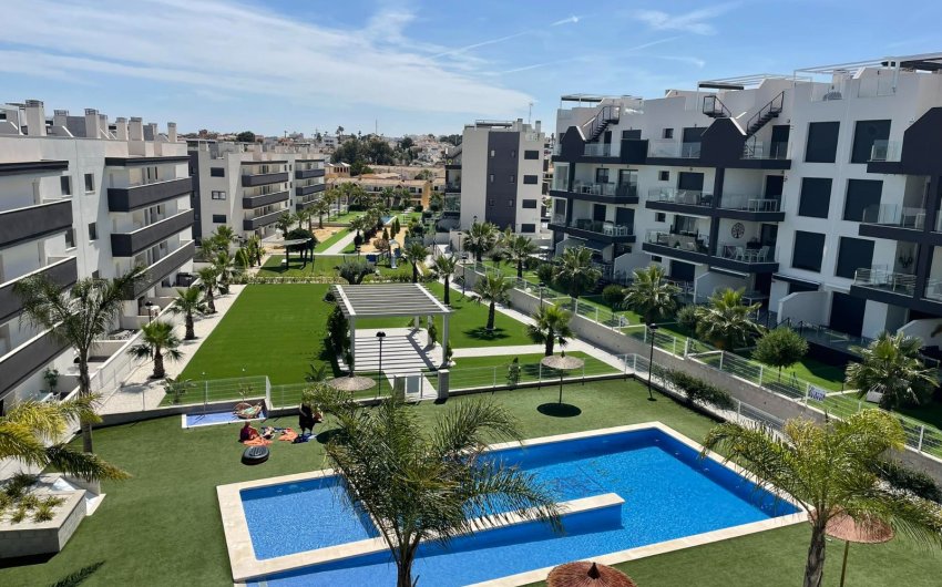 Herverkoop - Apartment -
Orihuela Costa - Villamartín