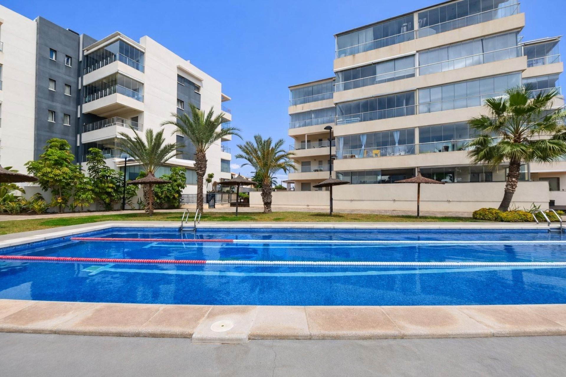 Herverkoop - Apartment -
Orihuela Costa - Villamartín