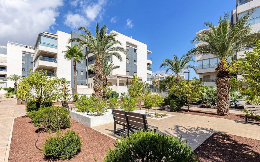 Herverkoop - Apartment -
Orihuela Costa - Villamartín