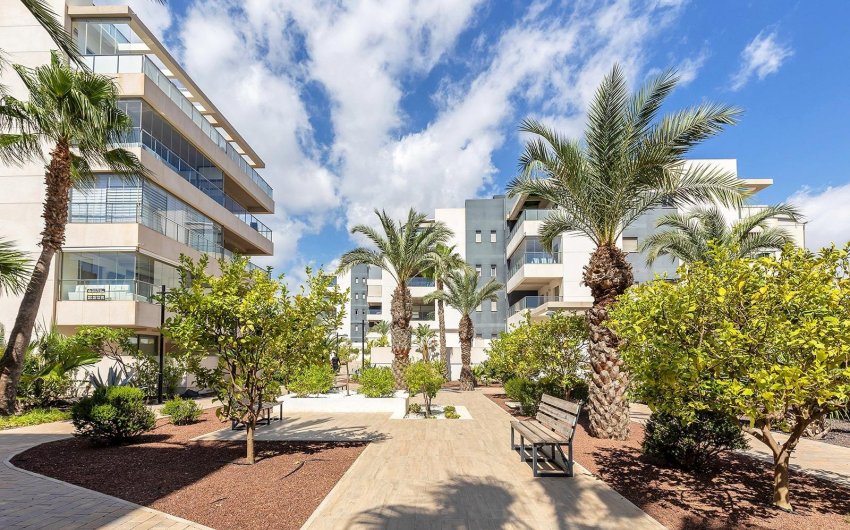 Herverkoop - Apartment -
Orihuela Costa - Villamartín