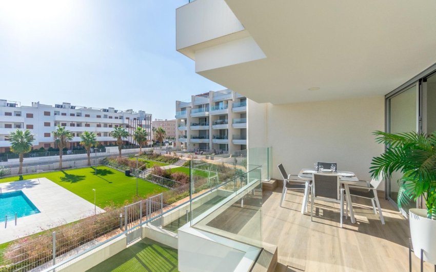 Herverkoop - Apartment -
Orihuela Costa - Villamartín