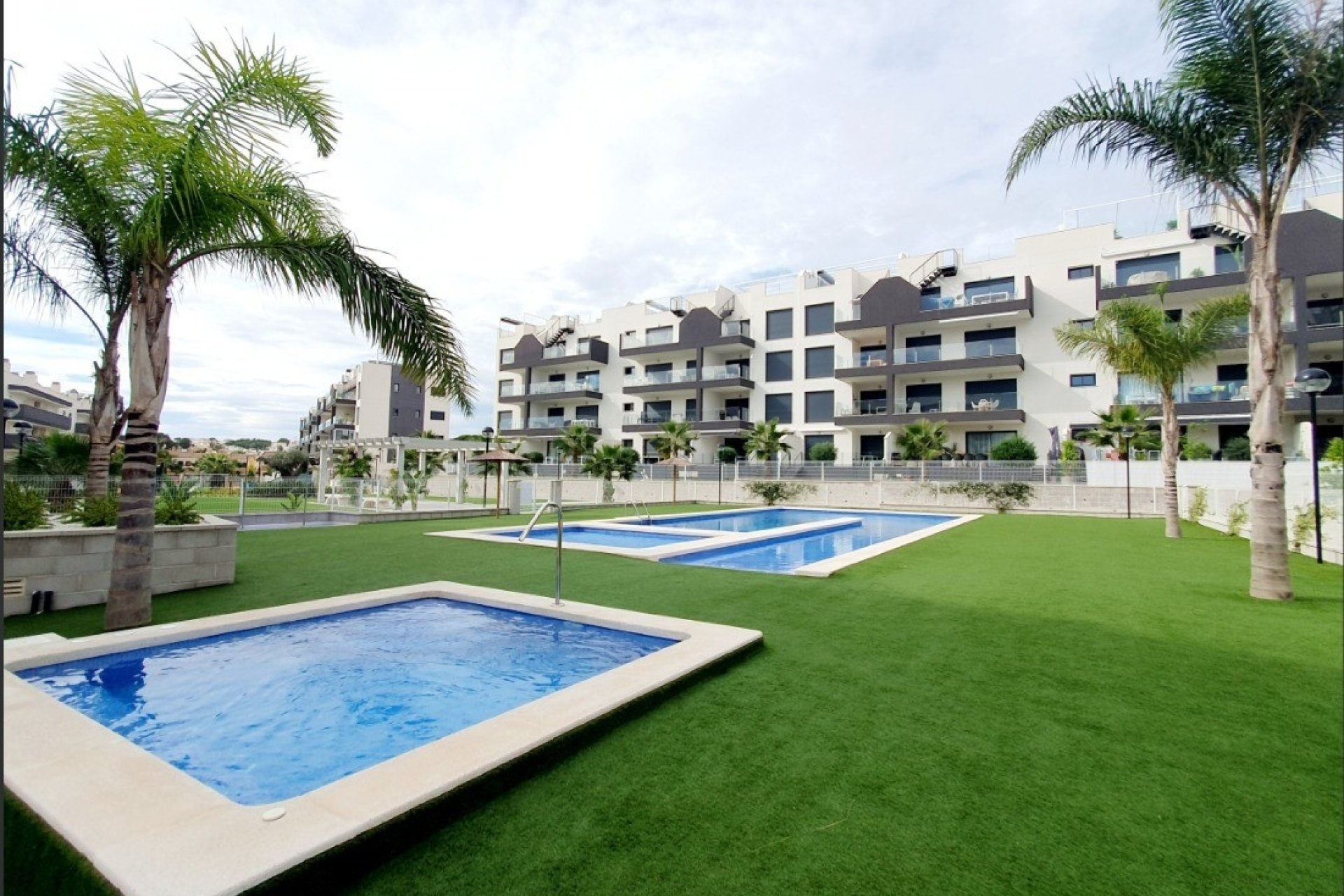 Herverkoop - Apartment -
Orihuela Costa - Villamartín