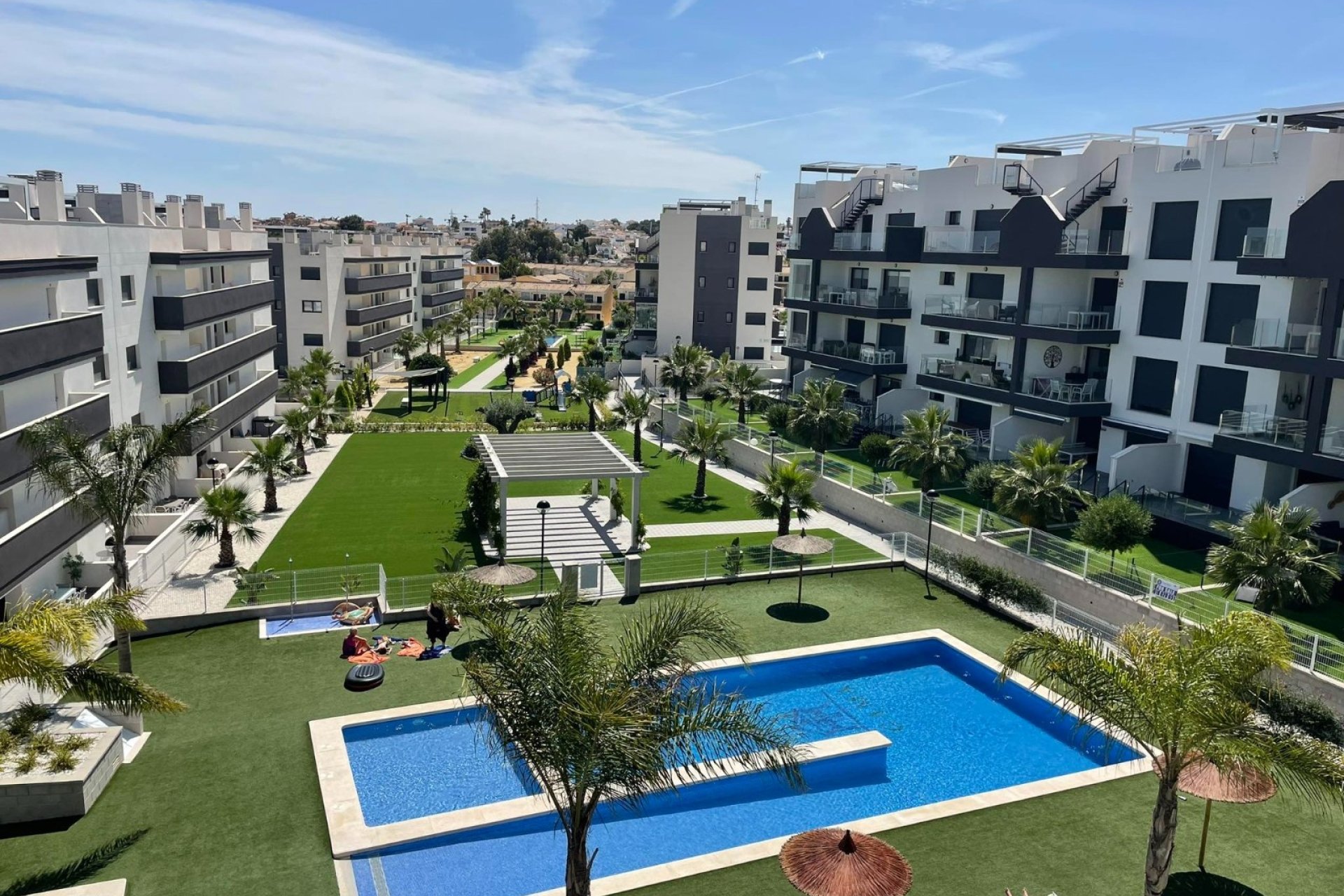 Herverkoop - Apartment -
Orihuela Costa - Villamartín