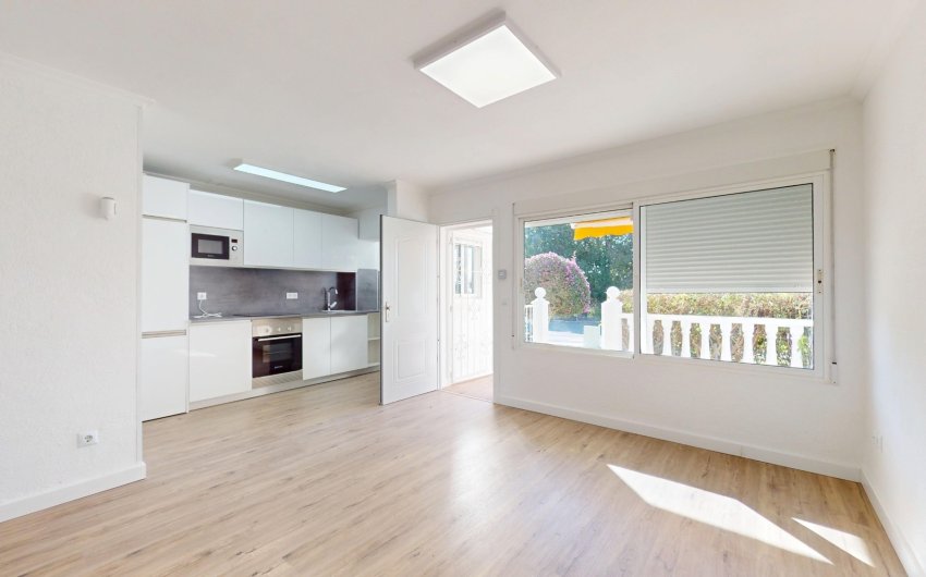 Herverkoop - Apartment -
Orihuela Costa - Villamartín