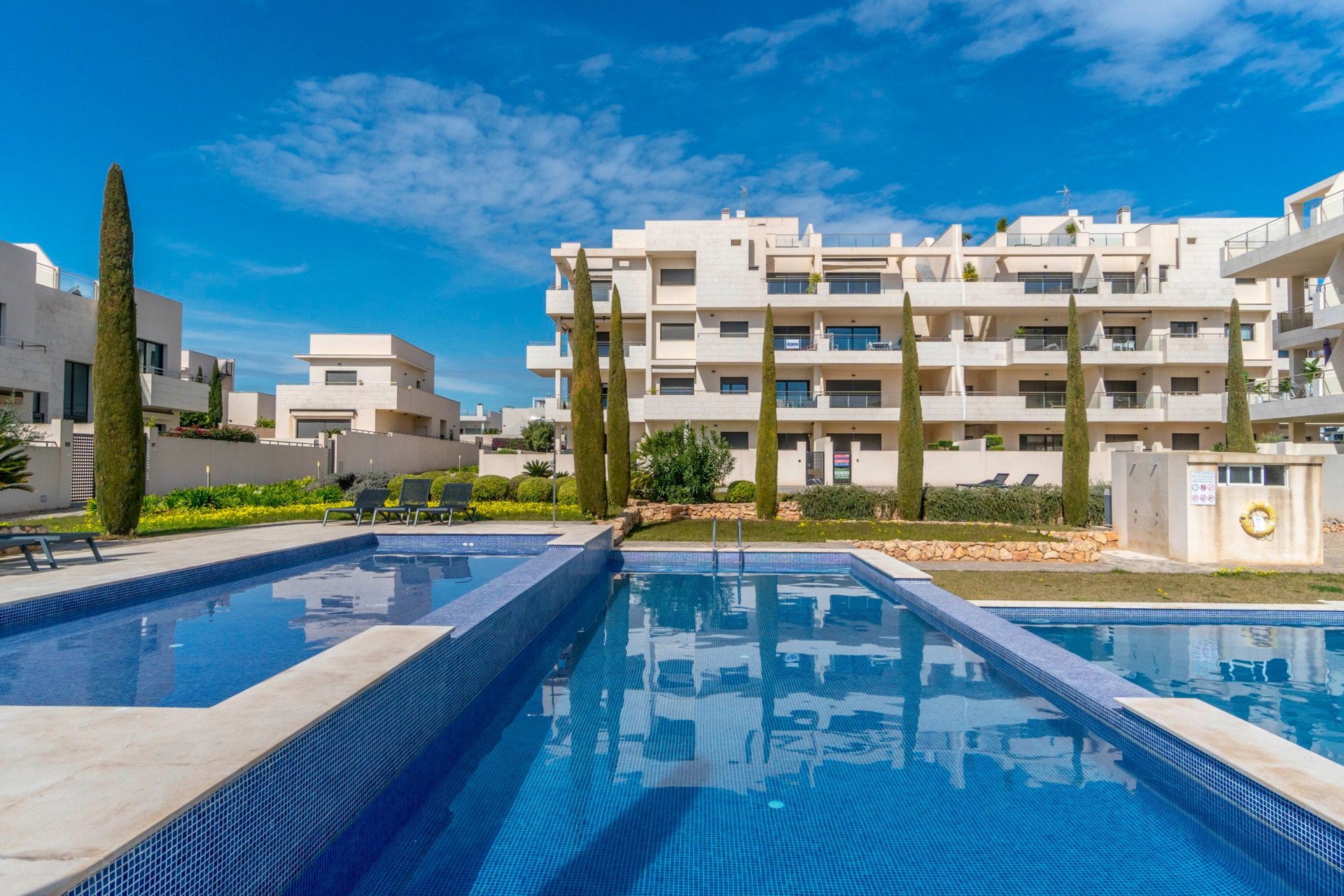 Herverkoop - Apartment -
Orihuela - Inland