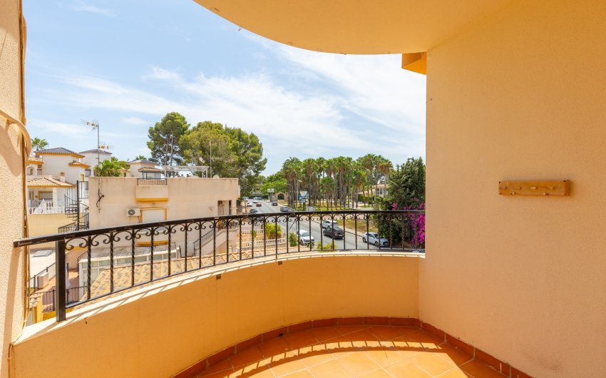 Herverkoop - Apartment -
Orihuela - Inland