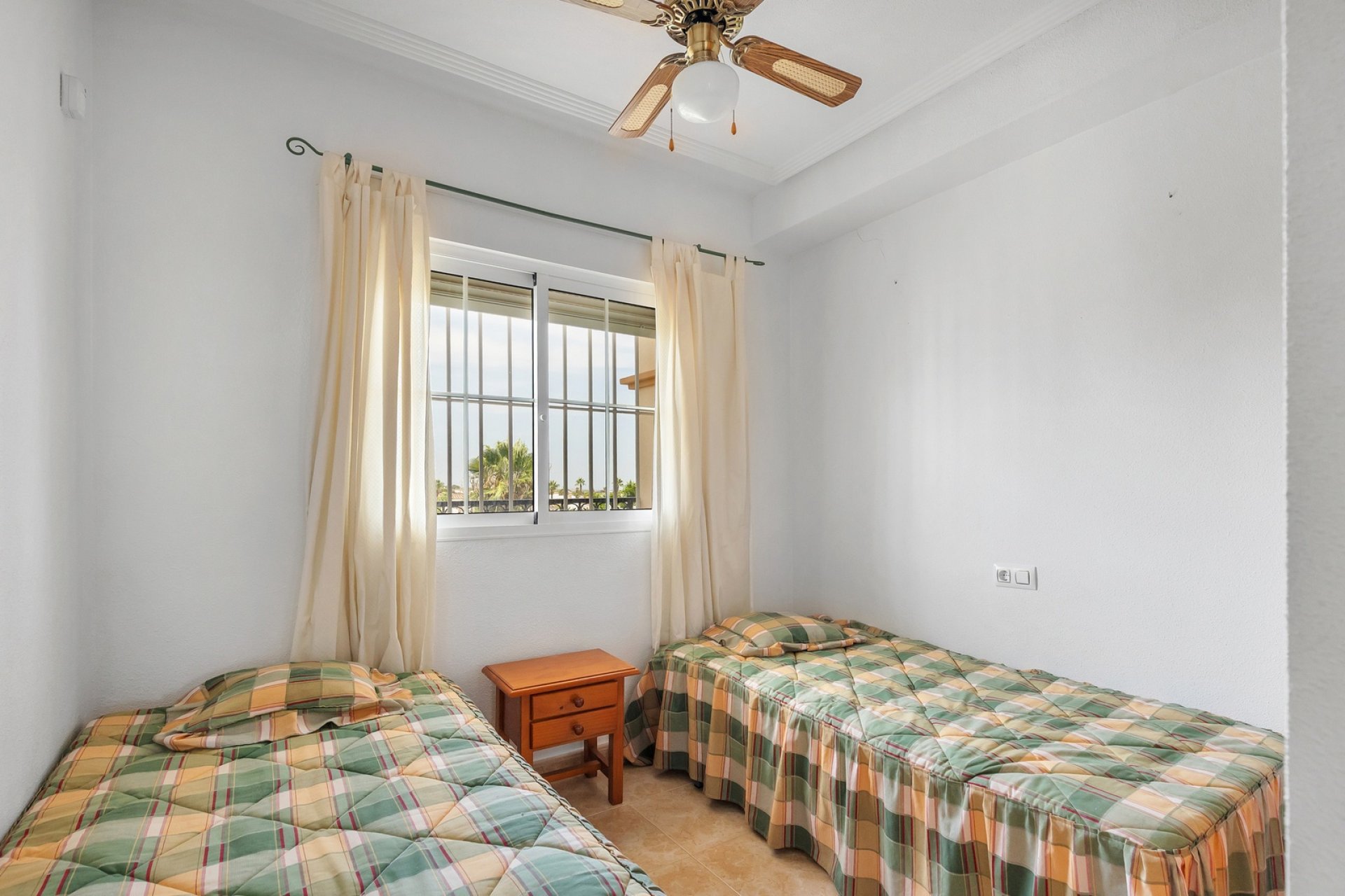 Herverkoop - Apartment -
Orihuela - Inland